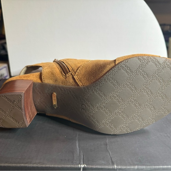 Vionic Bristol sandal size 8 new - Picture 8 of 10